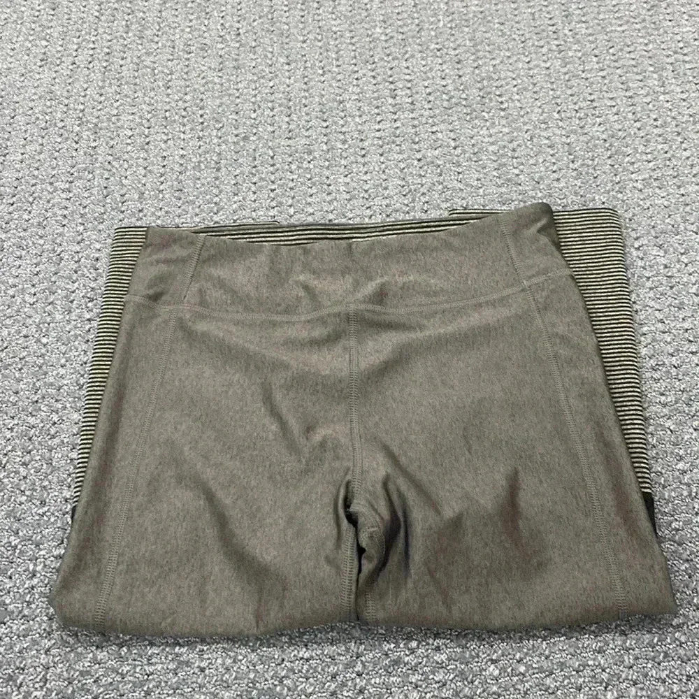 Under armor heat gear compression capi leggings